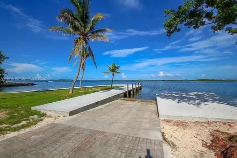6 SE Marlin Avenue Key Largo FL 33037