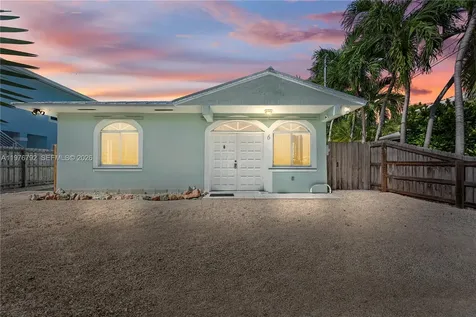 6 SE Marlin Avenue Key Largo FL 33037