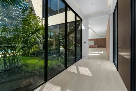 8755 SW 54th Avenue Miami FL 33143