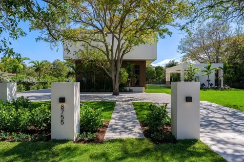 8755 SW 54th Avenue Miami FL 33143