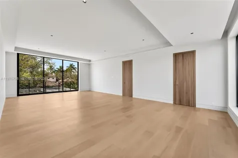 8755 SW 54th Avenue Miami FL 33143