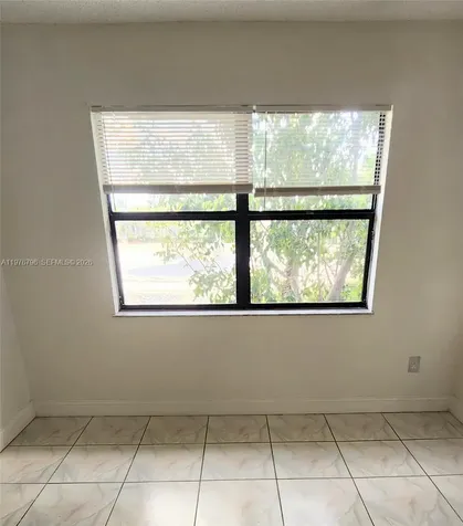902 NE 209 Street Miami FL 33179