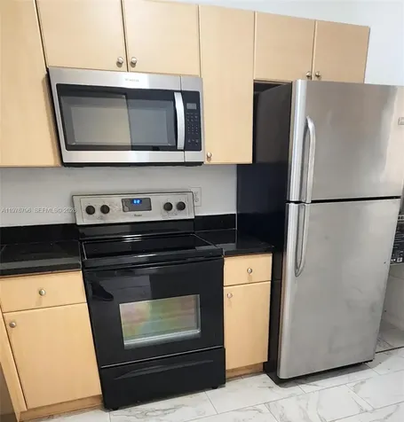 902 NE 209 Street Miami FL 33179