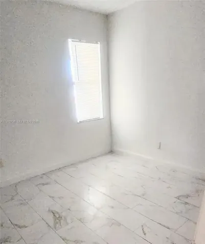 902 NE 209 Street Miami FL 33179