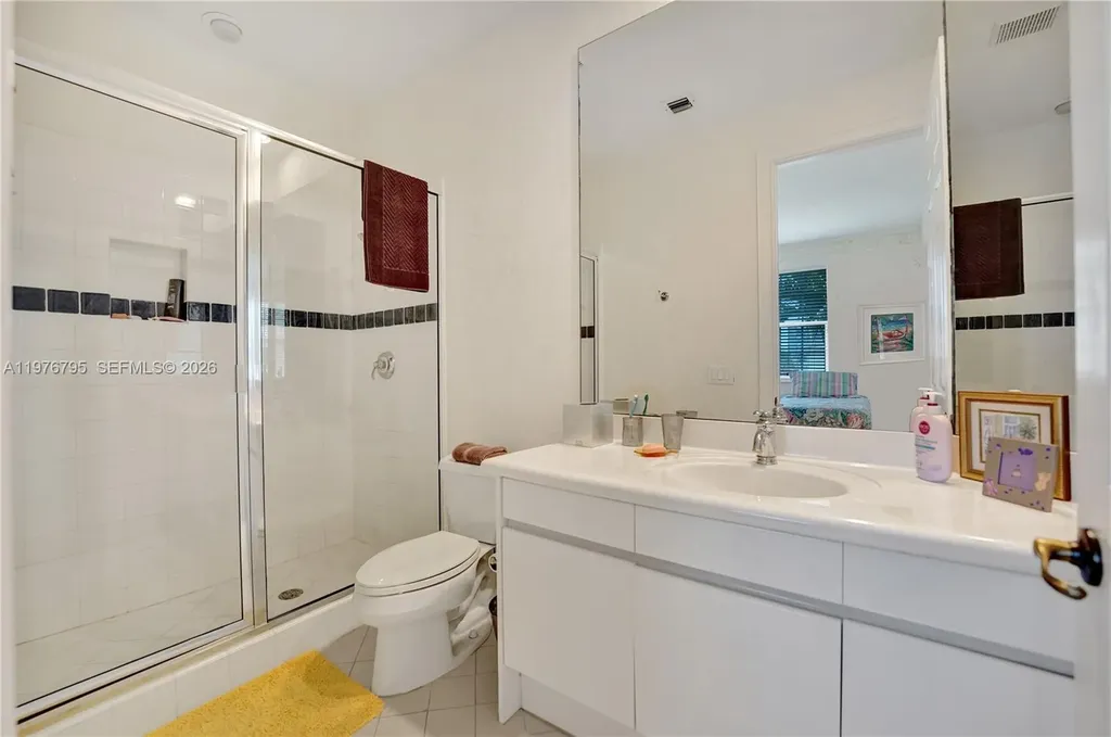 901 Manatee Way Hollywood FL 33019
