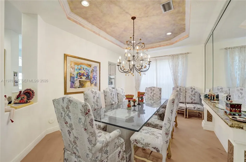 901 Manatee Way Hollywood FL 33019