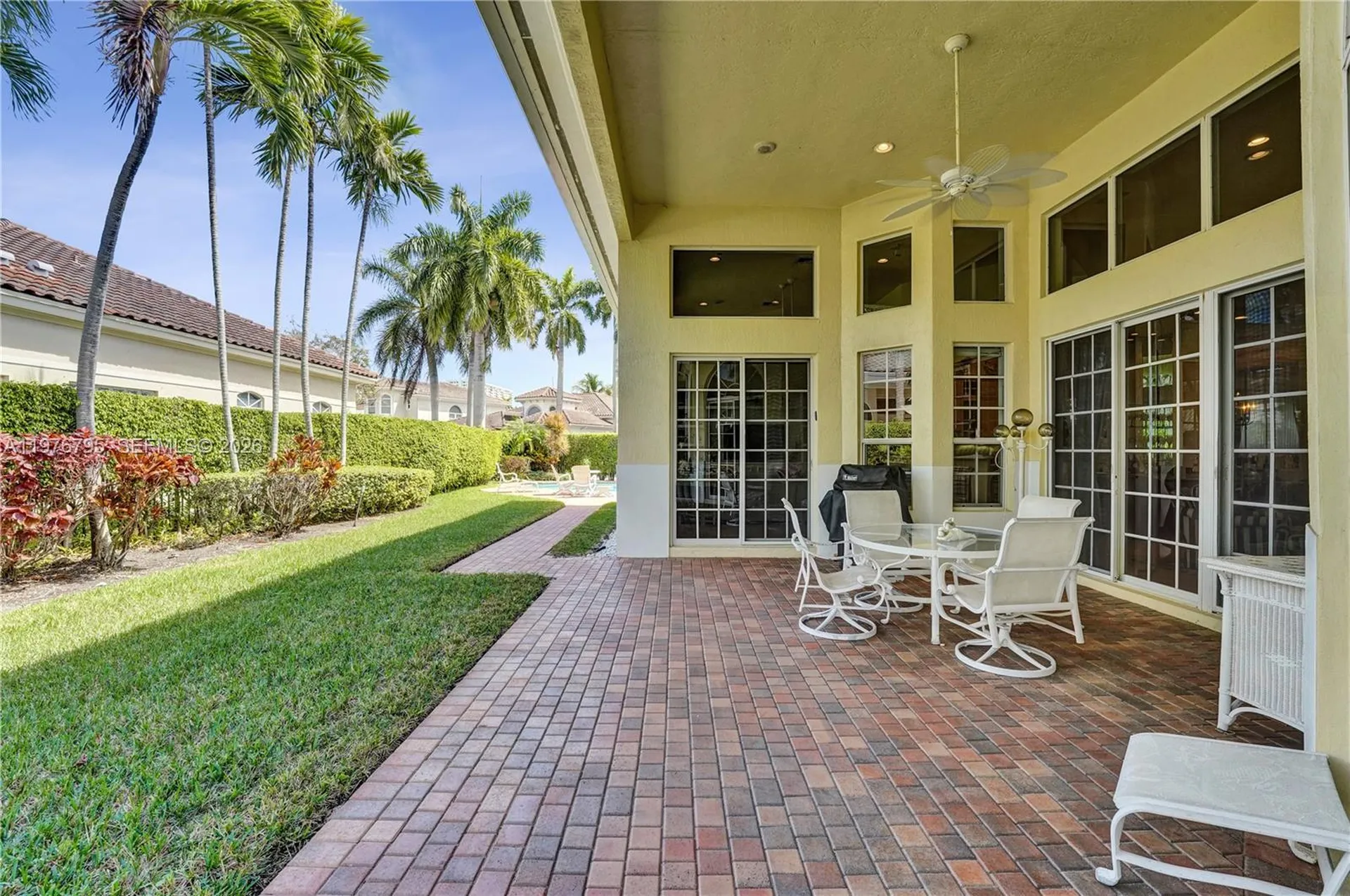 901 Manatee Way Hollywood FL 33019