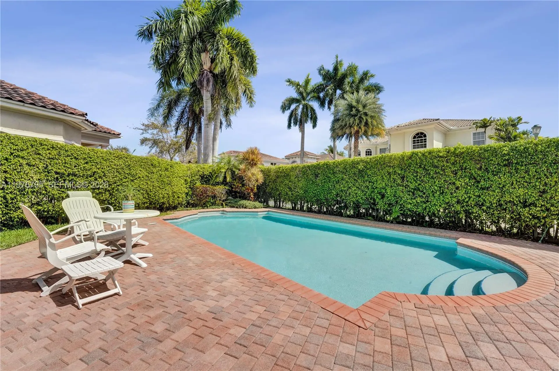 901 Manatee Way Hollywood FL 33019