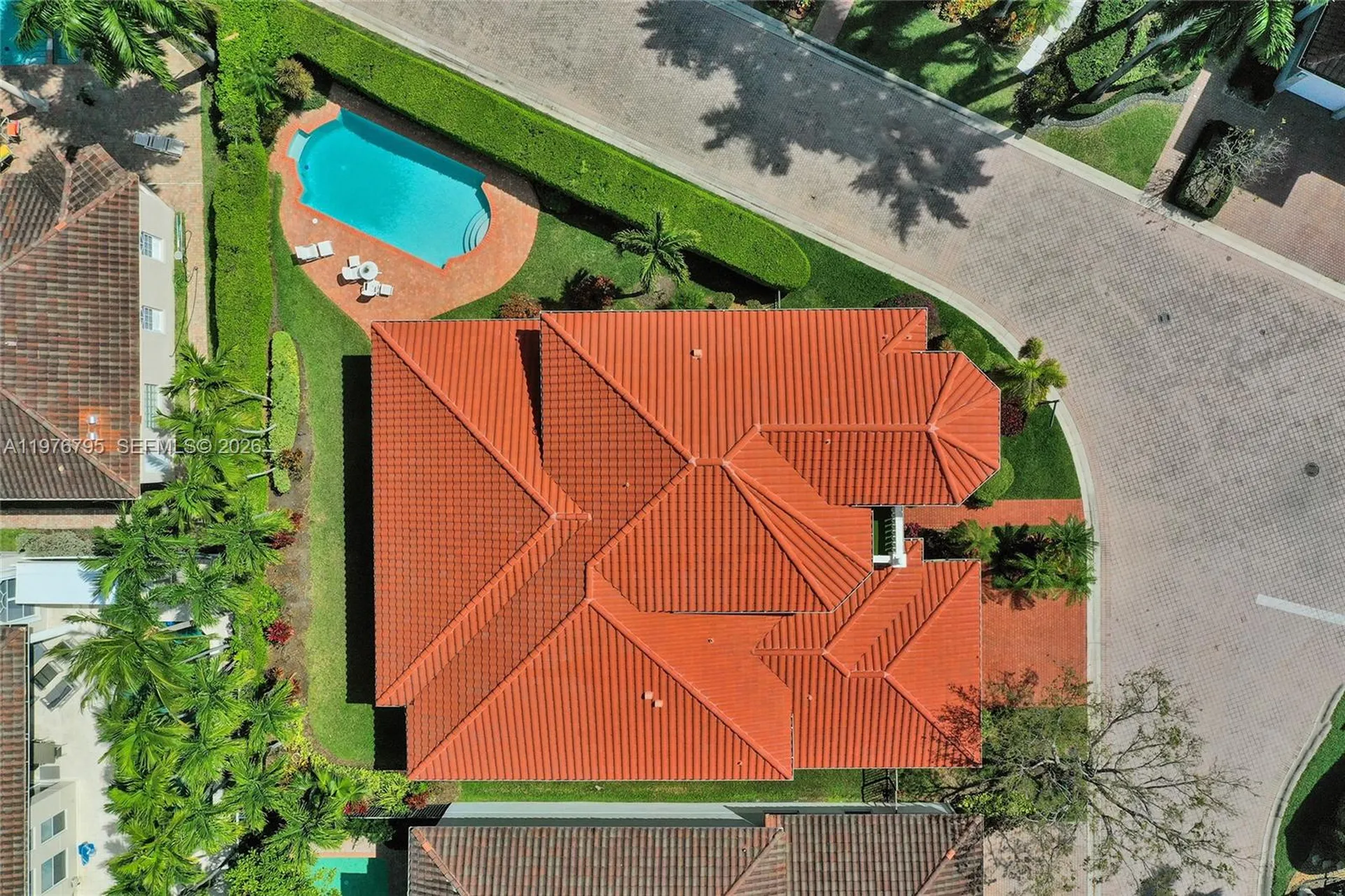 901 Manatee Way Hollywood FL 33019