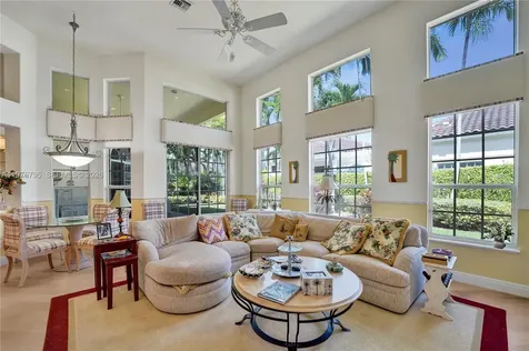 901 Manatee Way Hollywood FL 33019
