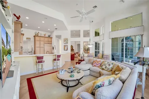 901 Manatee Way Hollywood FL 33019