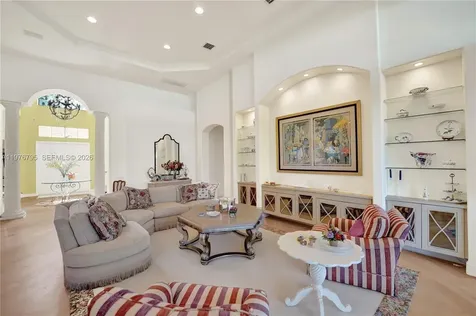 901 Manatee Way Hollywood FL 33019