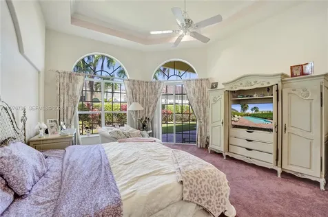 901 Manatee Way Hollywood FL 33019