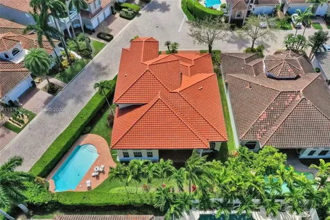 901 Manatee Way Hollywood FL 33019