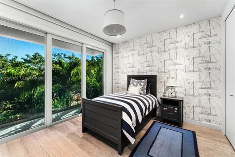 741 Harbor Drive Key Biscayne FL 33149