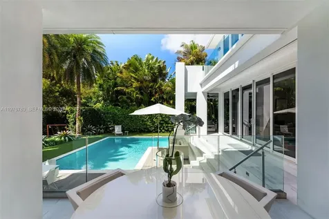 741 Harbor Drive Key Biscayne FL 33149