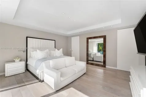 741 Harbor Drive Key Biscayne FL 33149