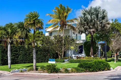 741 Harbor Drive Key Biscayne FL 33149