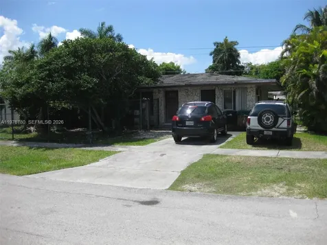 655 SW 4th Terrace Florida City FL 33034