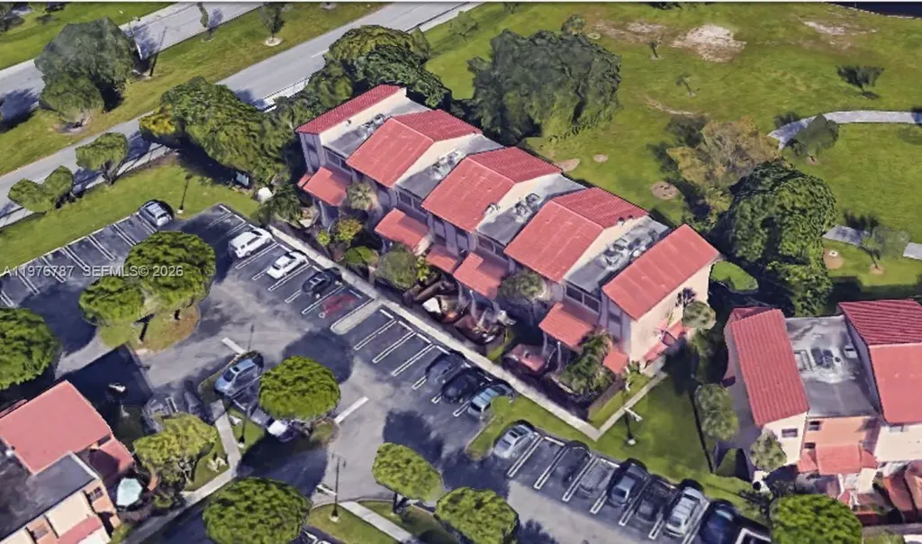655 W Park Drive Miami FL 33172