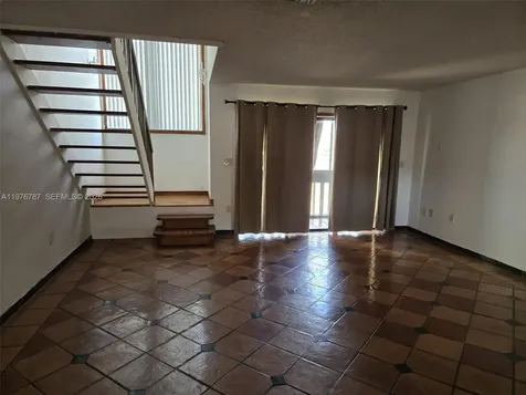655 W Park Drive Miami FL 33172