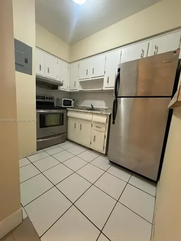 600 Layne Boulevard Hallandale Beach FL 33009