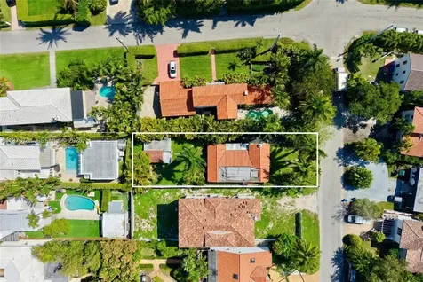 515 W 30th Street Miami Beach FL 33140