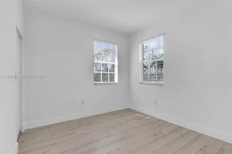 925 SW 152nd Court Miami FL 33194