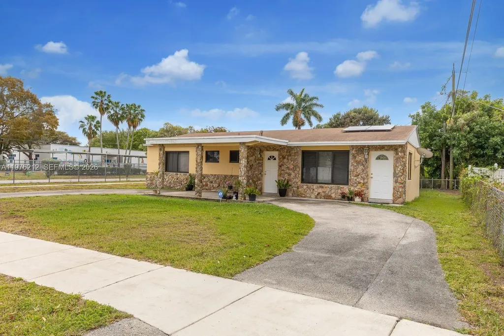 6200 SW 18th Street North Lauderdale FL 33068