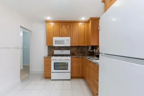 6200 SW 18th Street North Lauderdale FL 33068