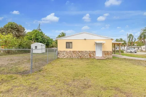 6200 SW 18th Street North Lauderdale FL 33068