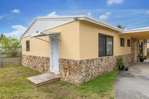 6200 SW 18th Street North Lauderdale FL 33068