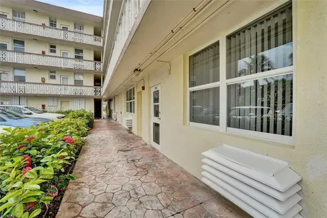 1936 S Ocean Hallandale Beach FL 33009