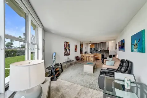 1936 S Ocean Hallandale Beach FL 33009