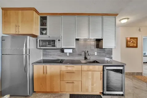 1936 S Ocean Hallandale Beach FL 33009