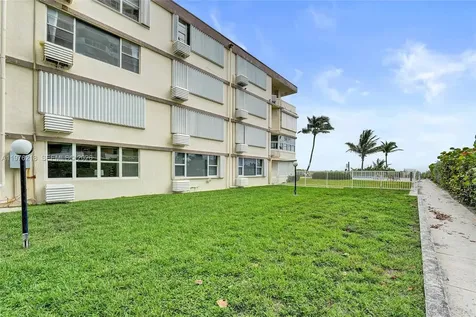 1936 S Ocean Hallandale Beach FL 33009