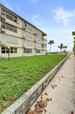 1936 S Ocean Hallandale Beach FL 33009