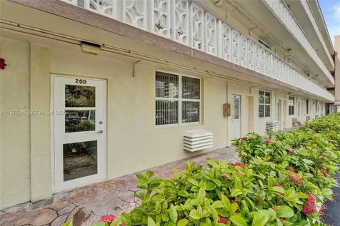 1936 S Ocean Hallandale Beach FL 33009