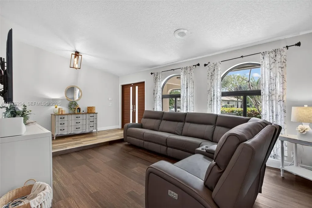 8681 NW 53rd Court Coral Springs FL 33067