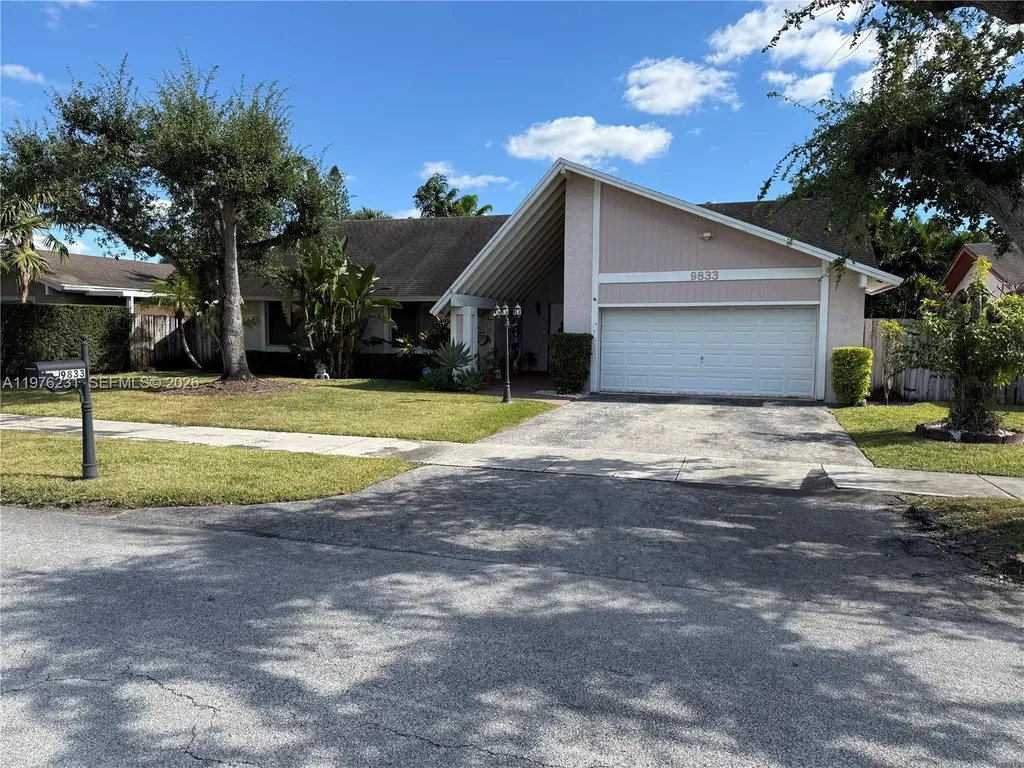 9833 SW 133rd Place Miami FL 33186