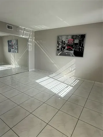 1780 NE 191st Street Miami FL 33179