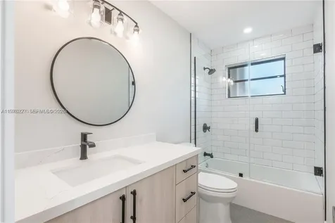 8421 SW 27th Terrace Miami FL 33155