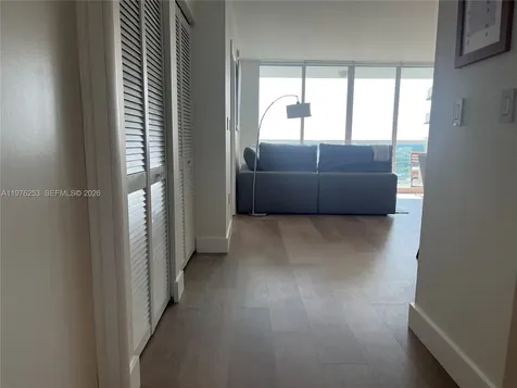 1800 N Bayshore Drive Miami FL 33132