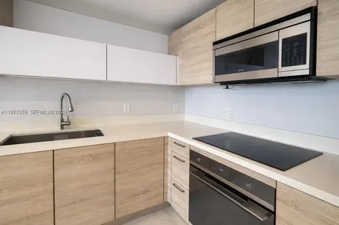 16385 Biscayne Boulevard North Miami Beach FL 33160