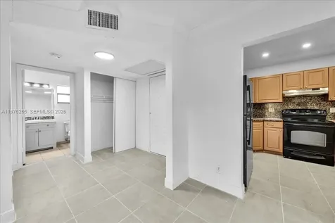 3814 Coral Tree Circle Coconut Creek FL 33073