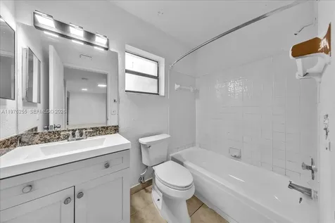 3814 Coral Tree Circle Coconut Creek FL 33073