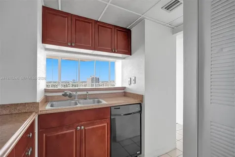 7601 E Treasure Drive North Bay Village FL 33141