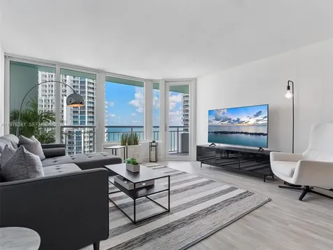 400 S Pointe Drive Miami Beach FL 33139