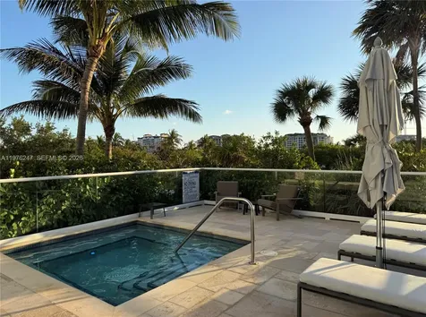 400 S Pointe Drive Miami Beach FL 33139
