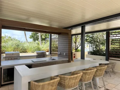 400 S Pointe Drive Miami Beach FL 33139